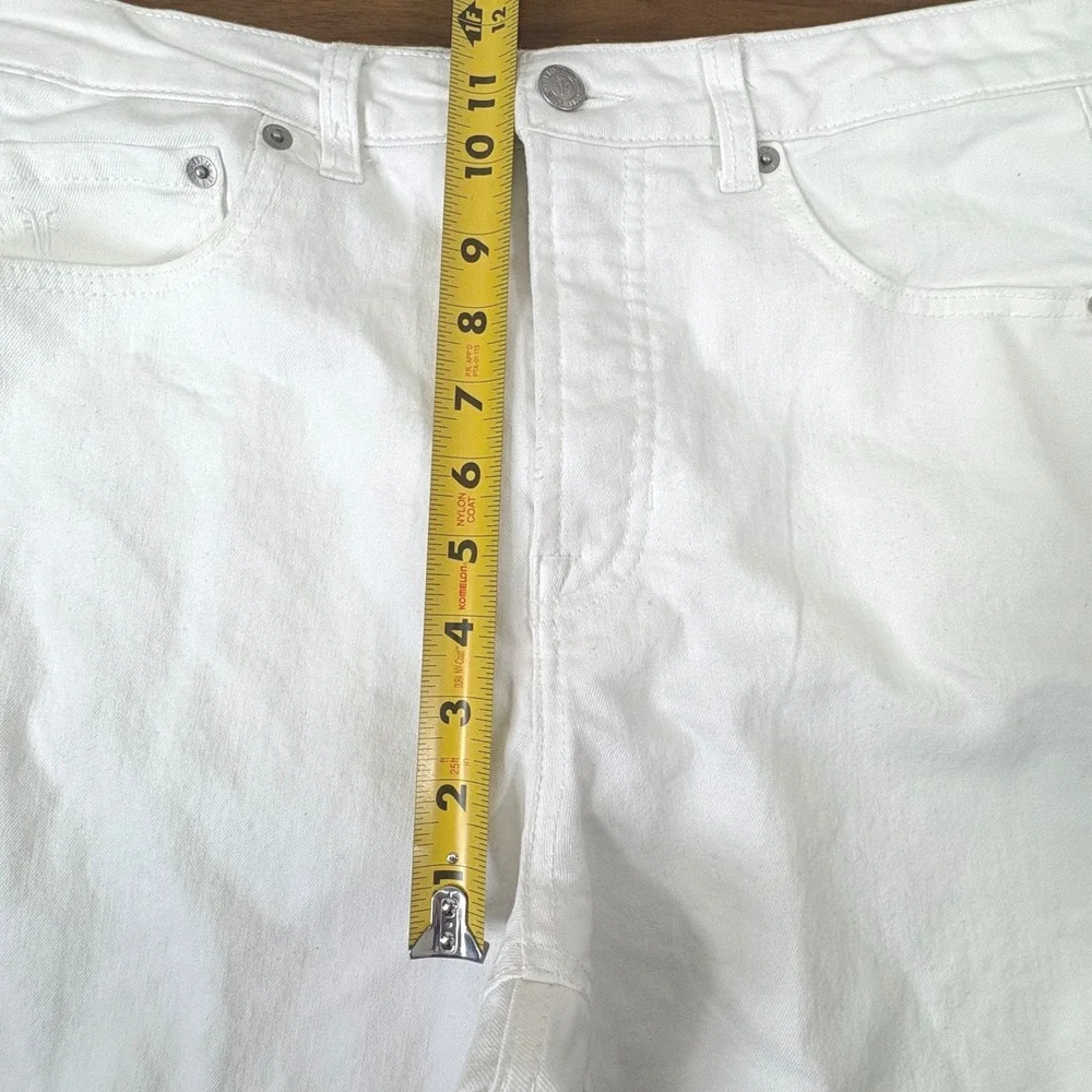 Frye Straight Leg‎ Jeans Women 8/29 White High Rise Denim Chic Modern Uniform